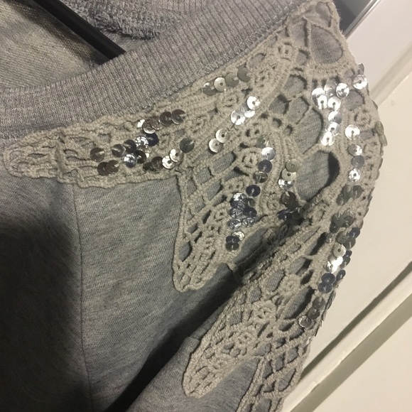 Grey sweater - Picture 2 of 3